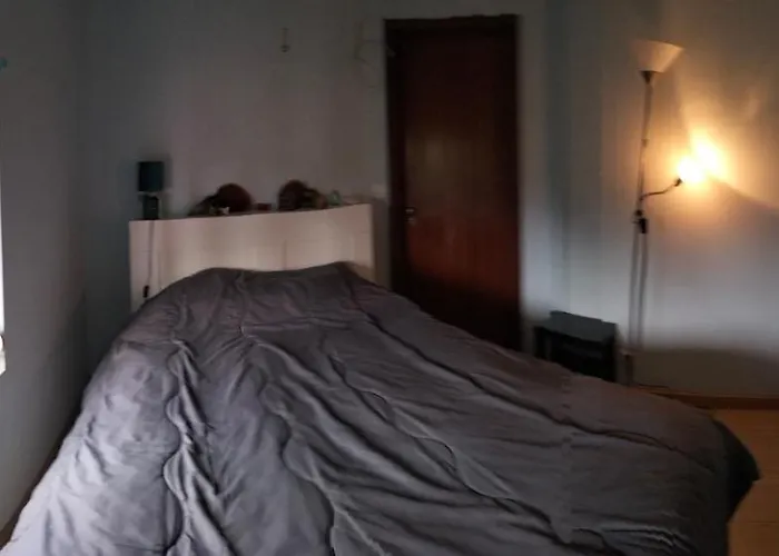 Casinha De Chocolate * Outeiro (Lisbon)